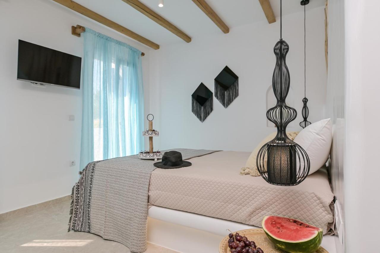 Alykes Studios & Suites Агиос-Прокопиос Экстерьер фото